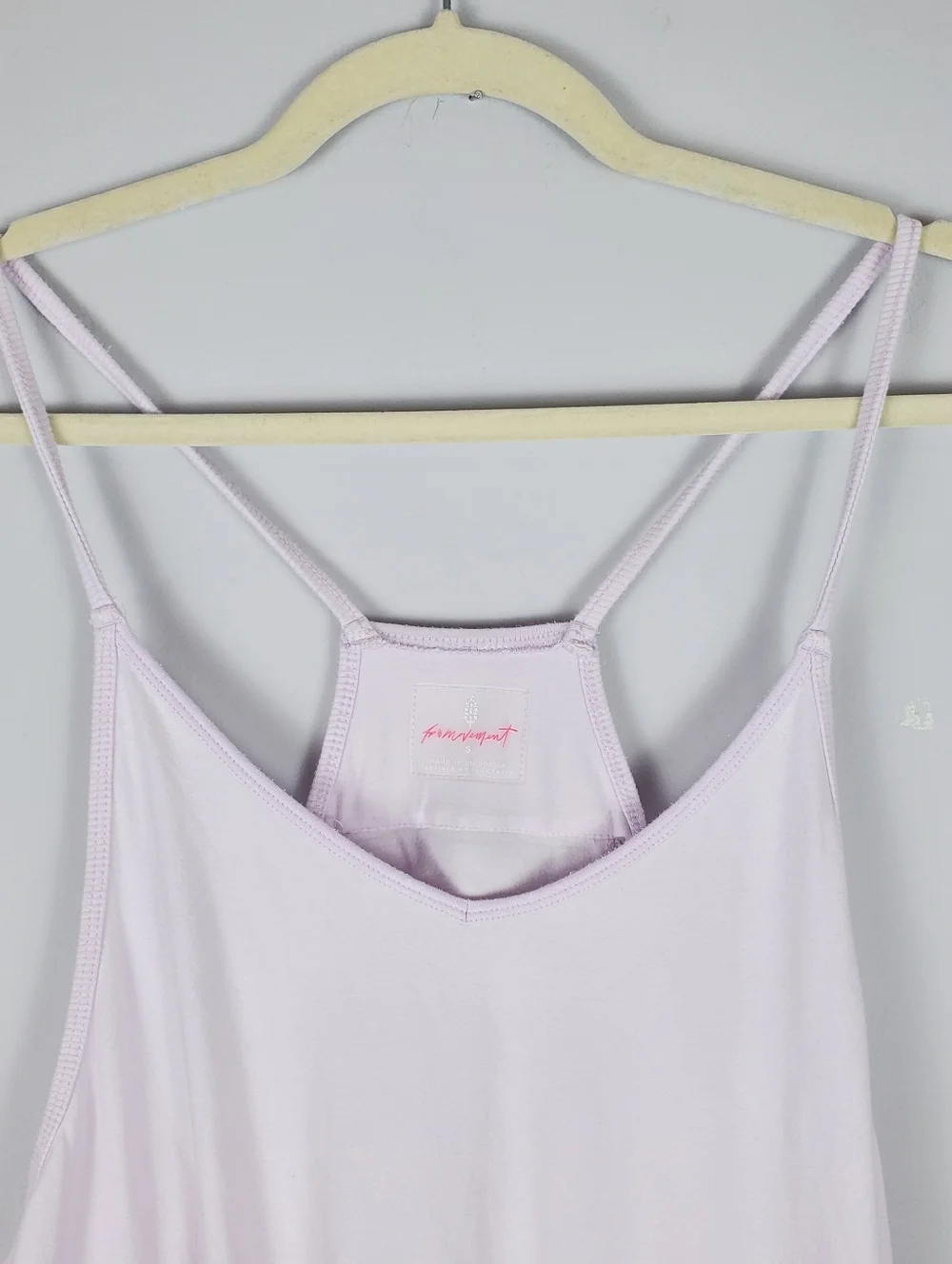 FREE PEOPLE MOVEMENT HOT SHOT ONESIE ROSE QUARTZ SIZE SMALL NWT - Picture 7 of 16